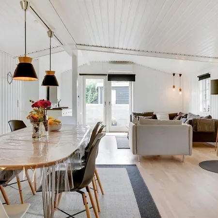 Gunlef - 50m From The Sea By Interhome