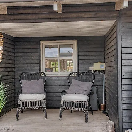 Gunlef - 50m From The Sea By Interhome *